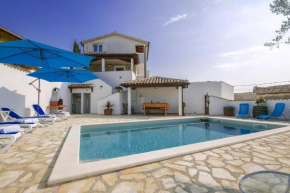 Klimatisiertes Ferienhaus Maria Mit Pool